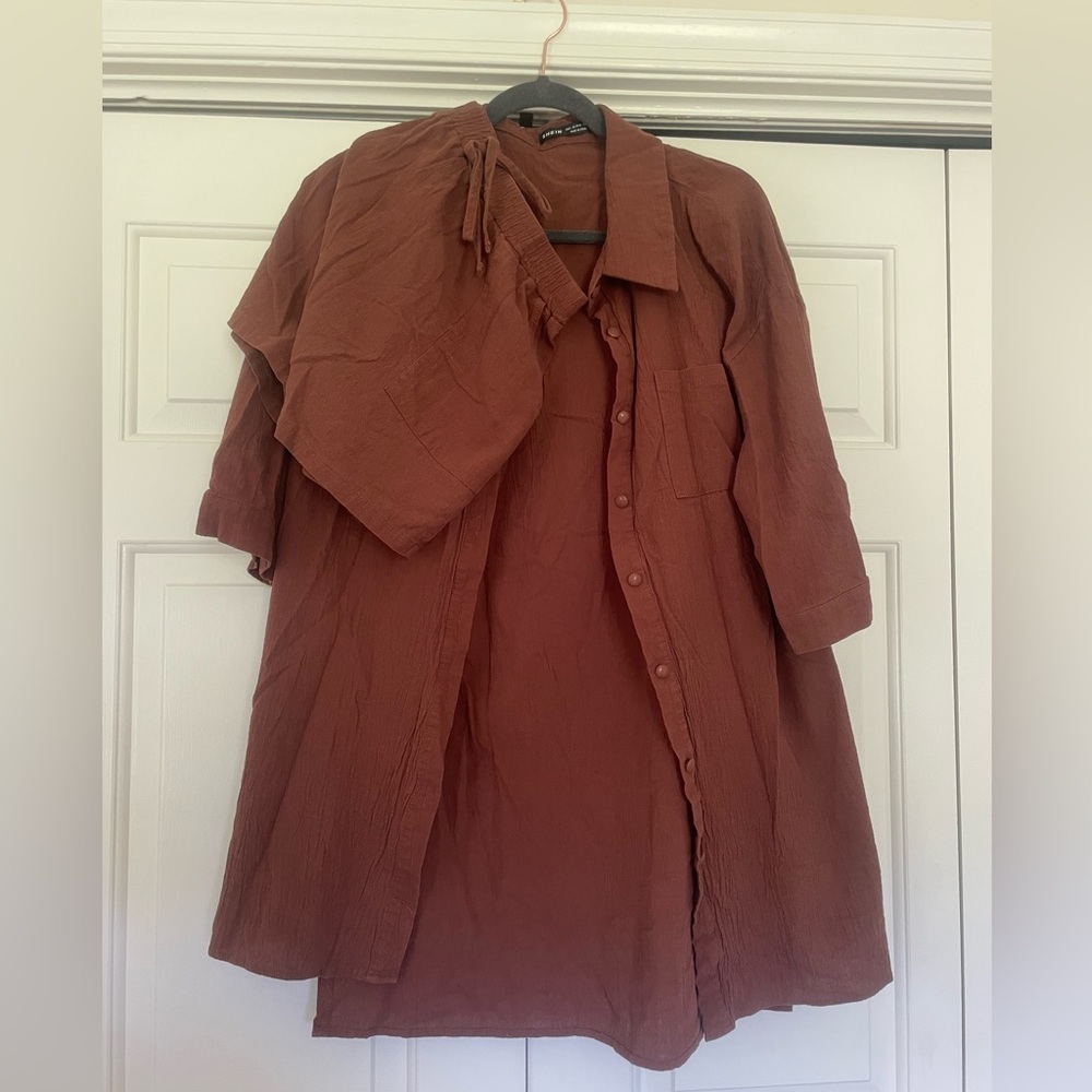 2-piece button up shirt & Short Set